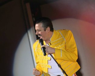 Dean Richardson as Freddie Mercury