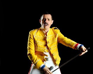 Dean Richardson as Freddie Mercury in the studio